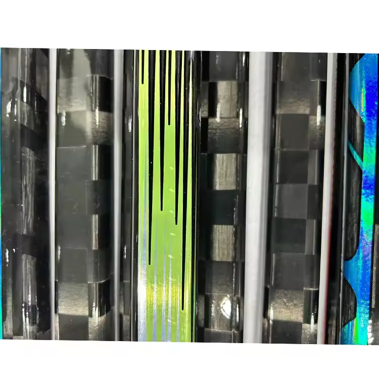 2025年新款热销高品质蒂登运动一体式碳纤维冰球杆260 560克中国制造