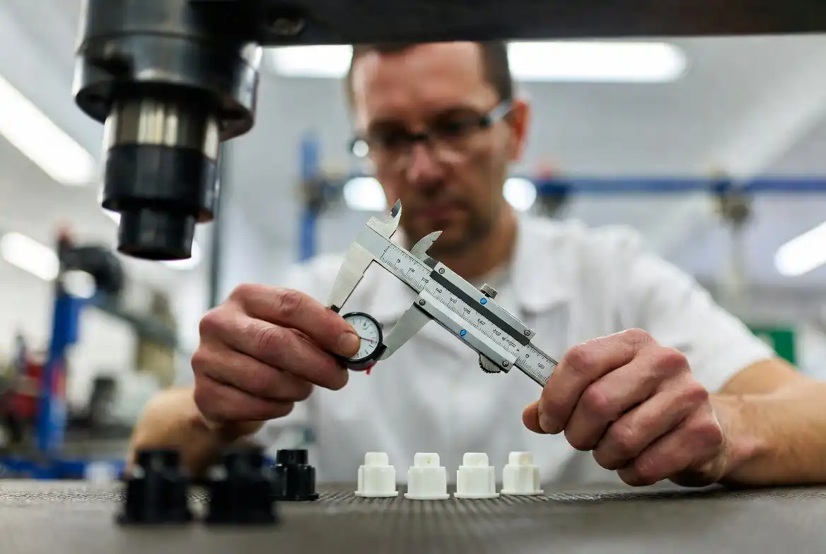 Comment vérifier la fiabilité des fabricants chinois de plastique : liste de contrôle pour l'audit d'usine à l'intention des importateurs inspection